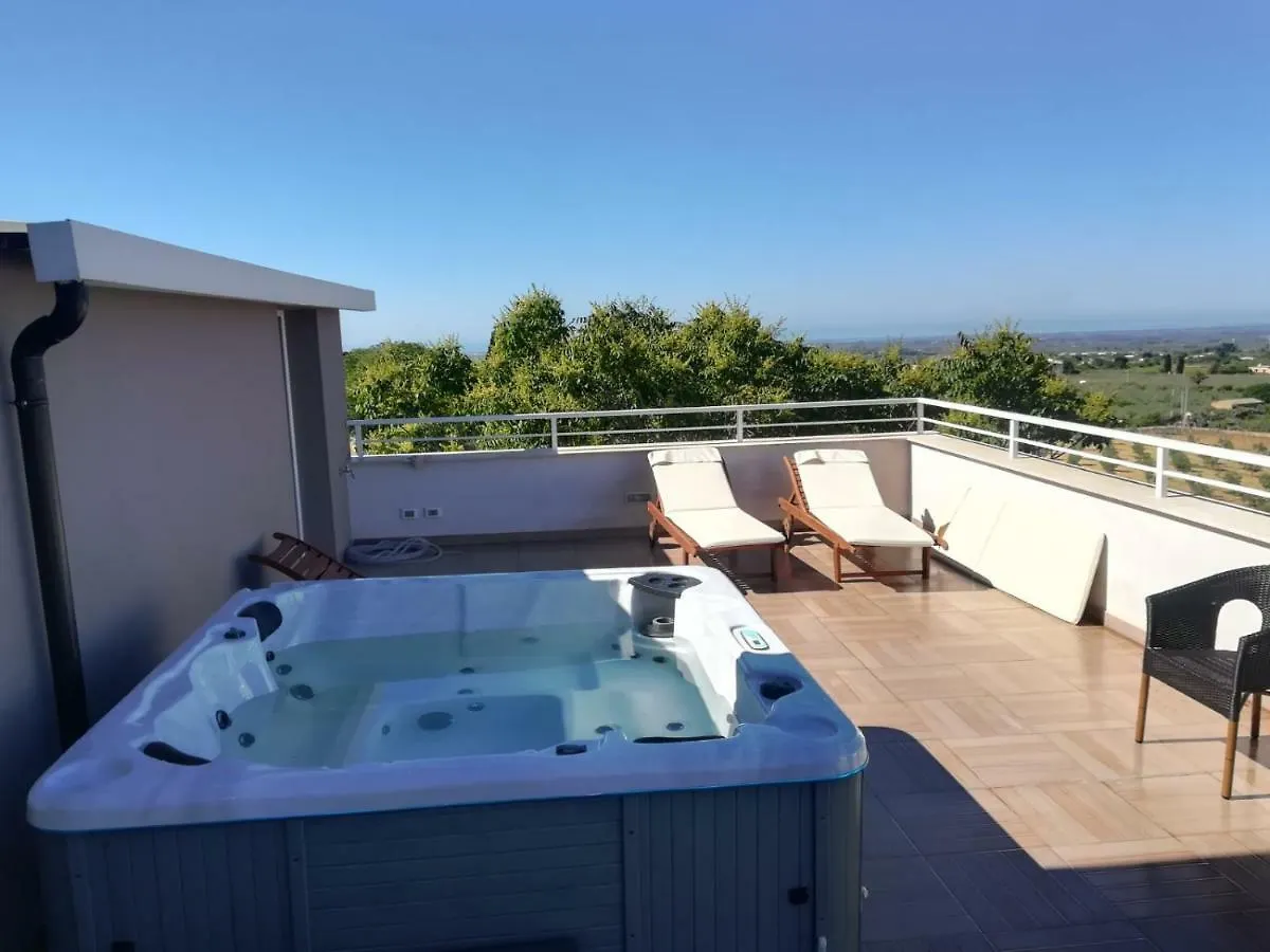 Hotel La Terrazza di Harmakhis Partanna 3*,